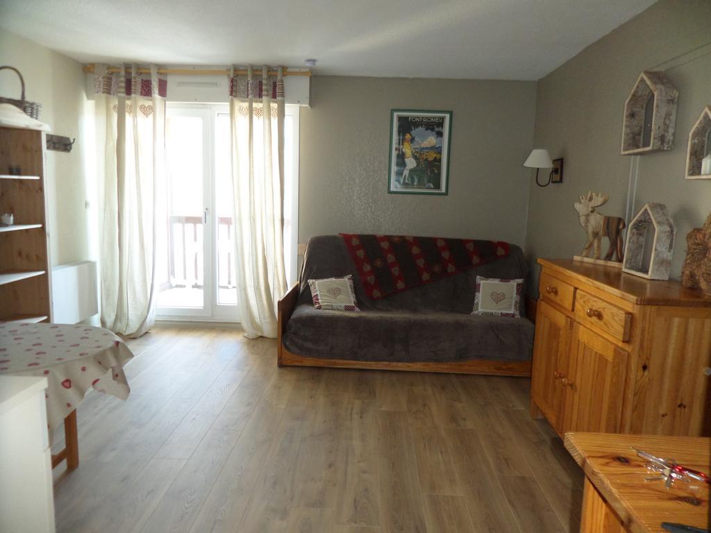 Appartements Les Balcons Du Soleil Font-Romeu-Odeillo-Via Eksteriør bilde